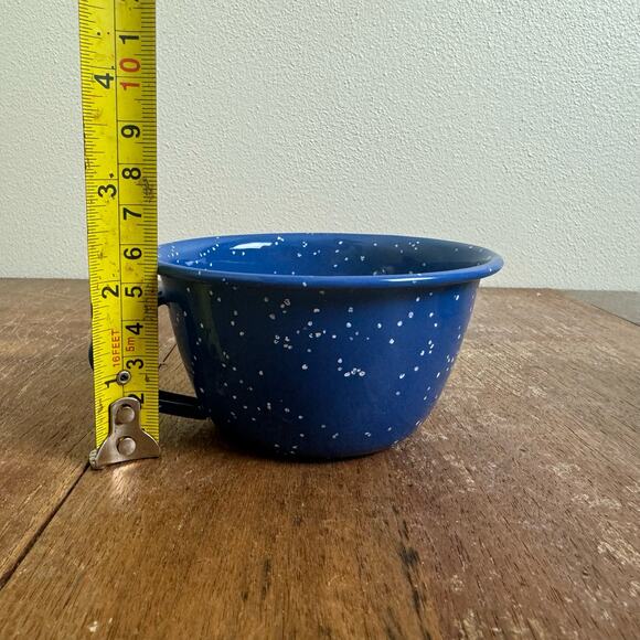 Vintage Blue White Speckled Enamel Graniteware set of 4 coffee cup mugs - Picture 8 of 8